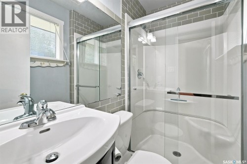 465 Birch Crescent, Saskatoon, SK 