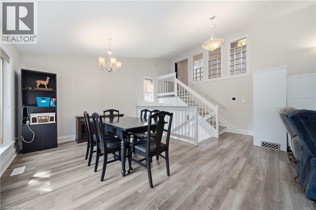 35 Perth Road, Kitchener, ON