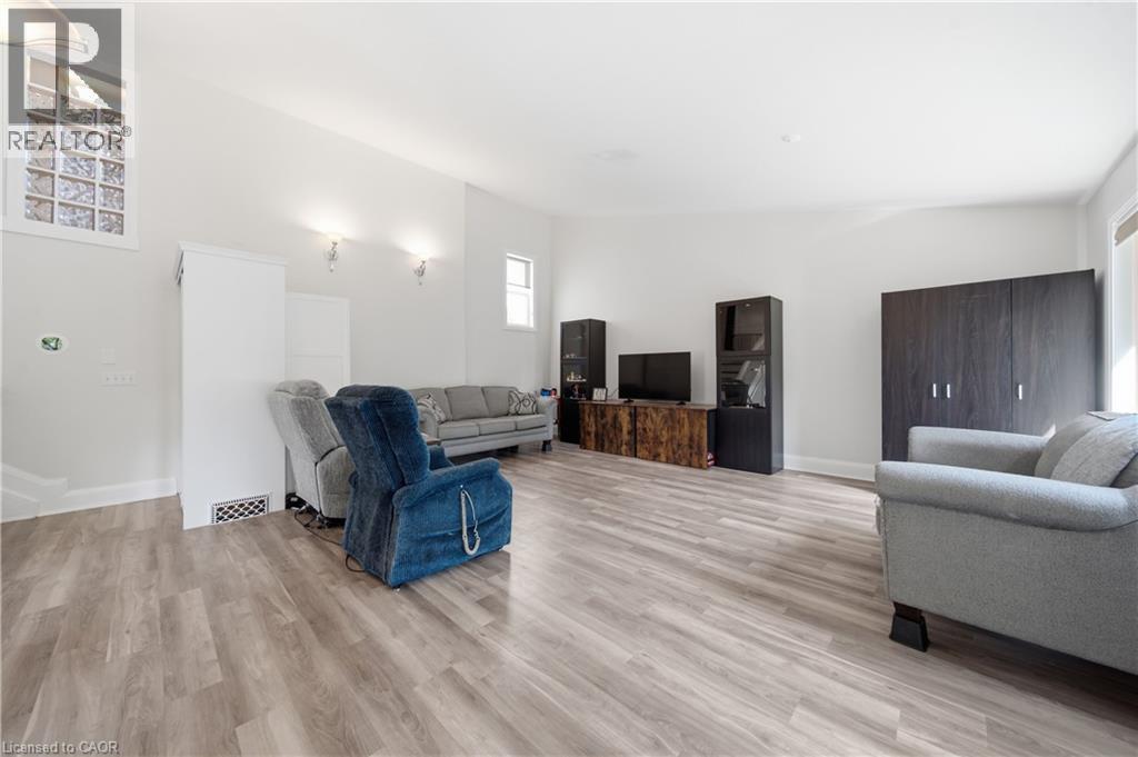 35 Perth Road, Kitchener, ON