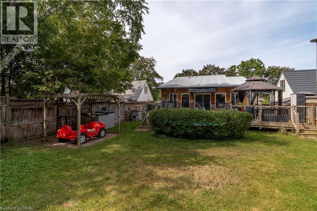 35 Perth Road, Kitchener, ON