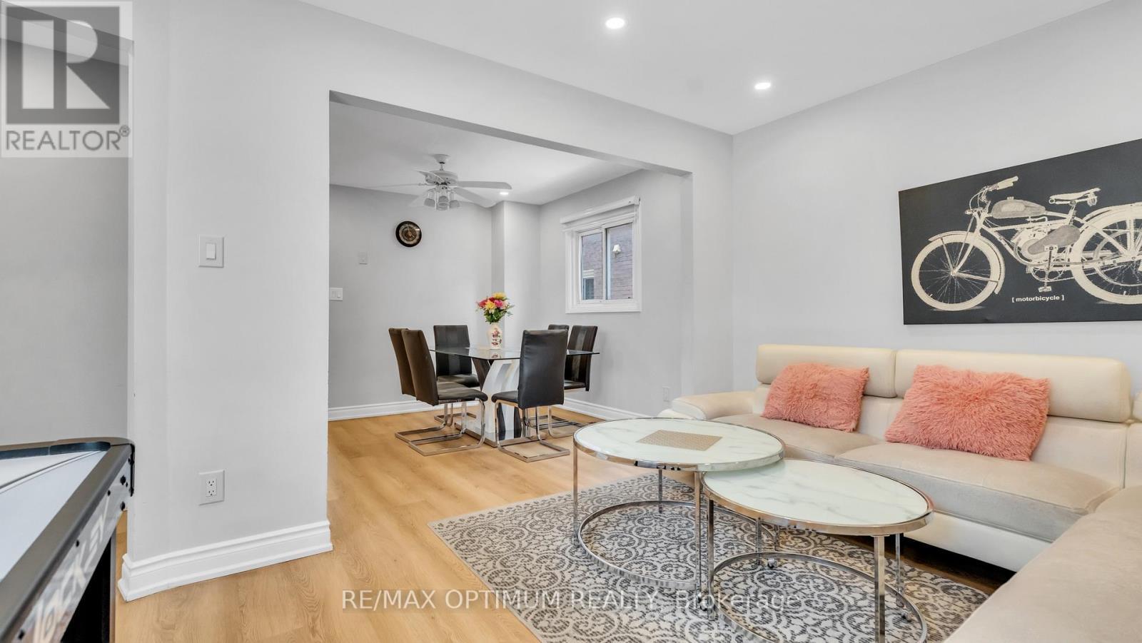 362 Kingsbridge Garden Circle, Mississauga, ON