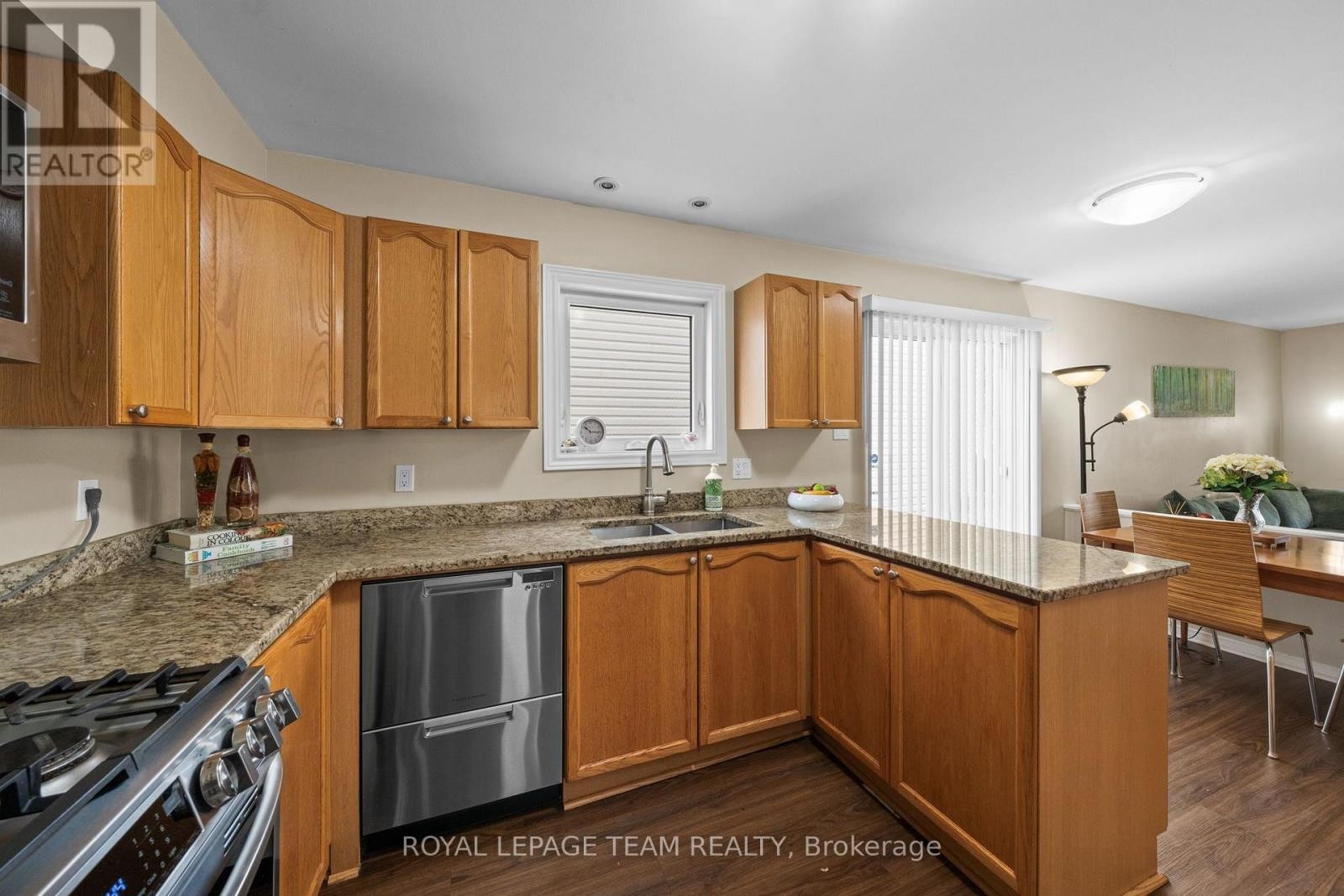 6524 Tooney Drive, Ottawa, ON