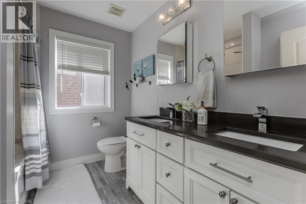 5174 Ravine Crescent, Burlington, ON