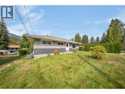 762 5th Avenue Castlegar, BC V1N 1W6