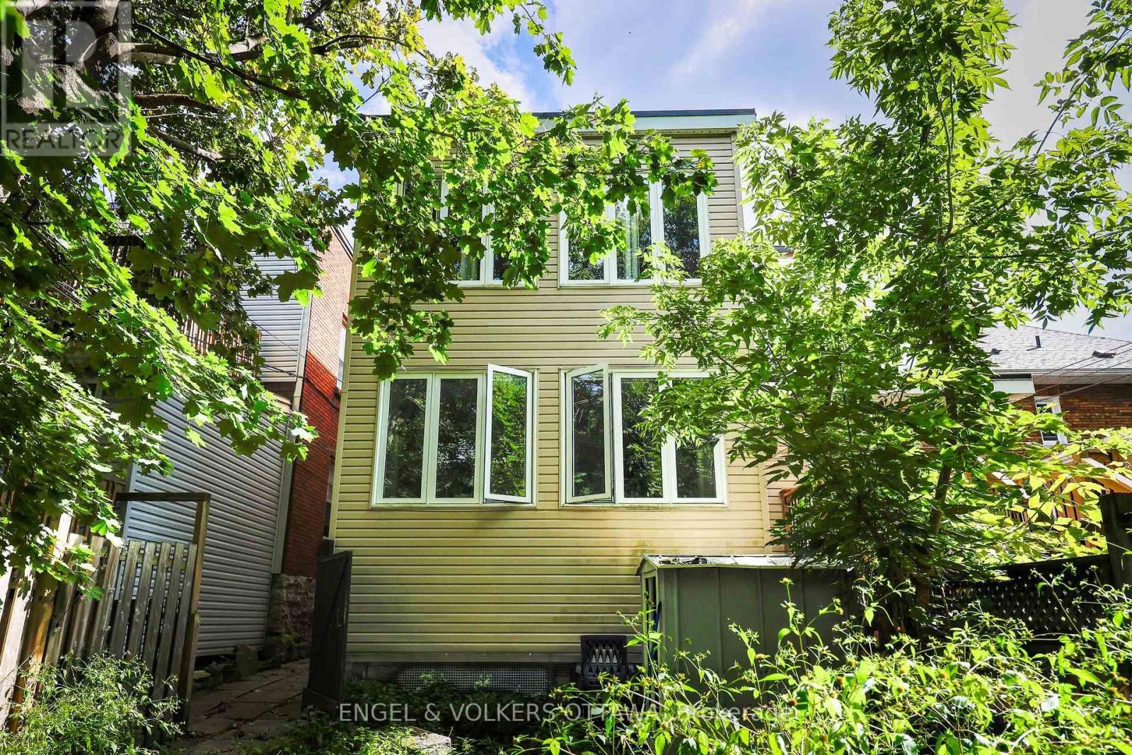 251 Arlington Avenue, Ottawa, ON