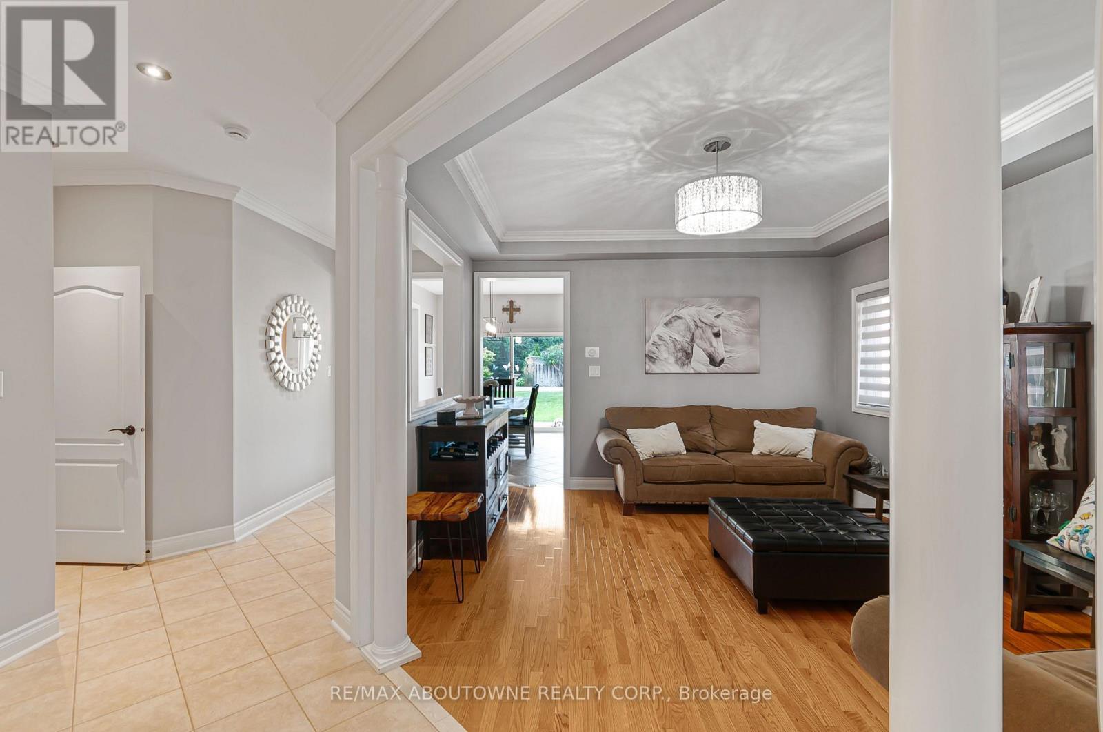 817 Brass Winds Place, Mississauga, ON