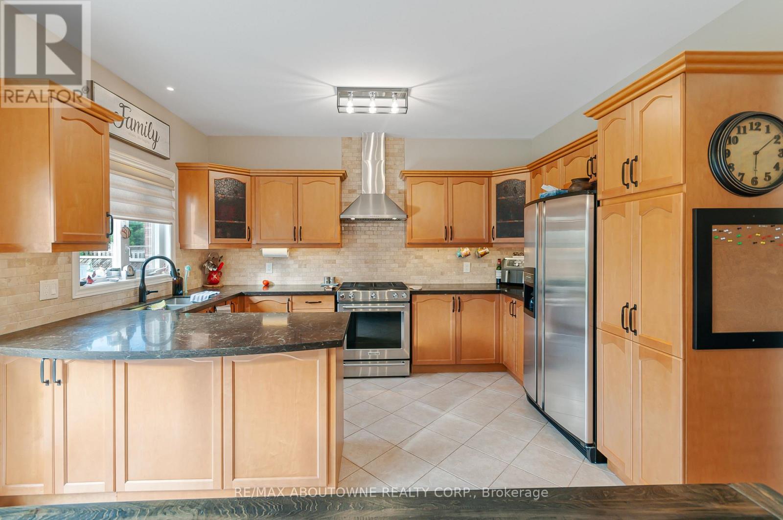 817 Brass Winds Place, Mississauga, ON