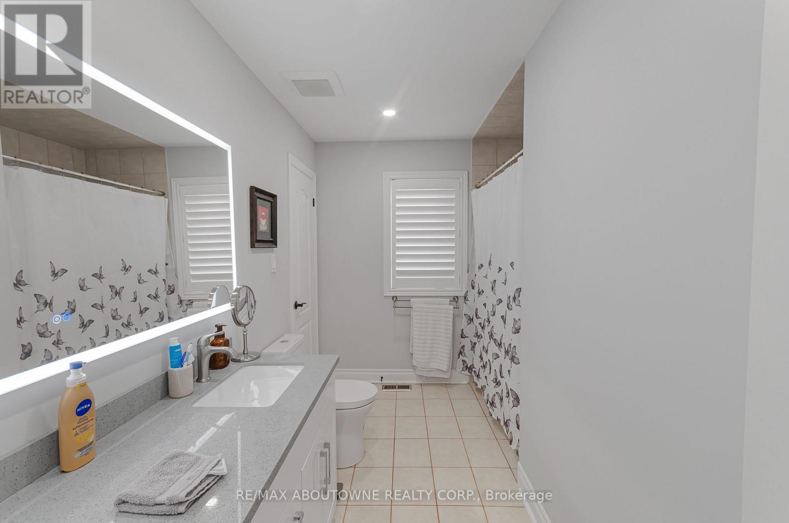 817 Brass Winds Place, Mississauga, ON