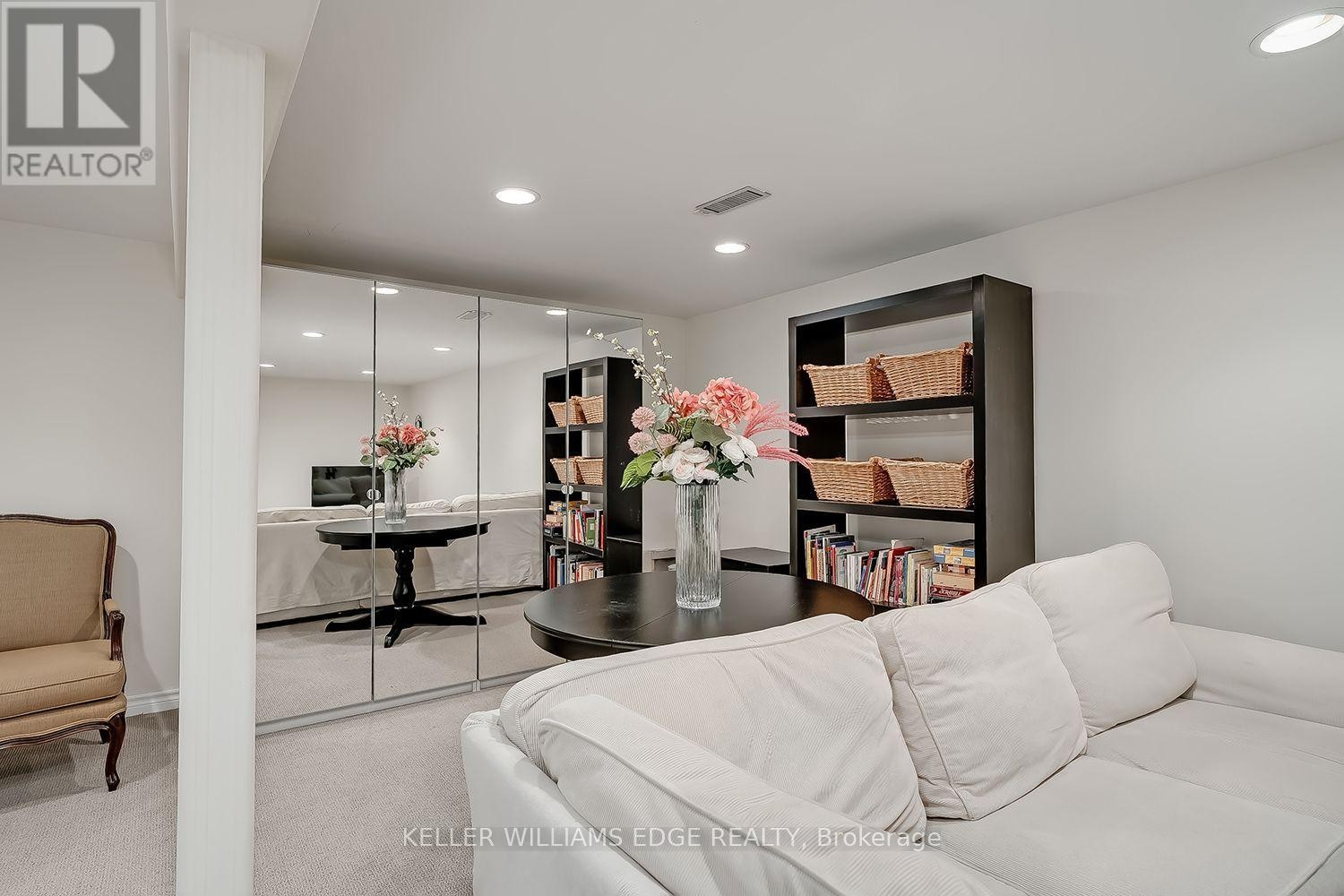 280 Penn Drive, Burlington, ON