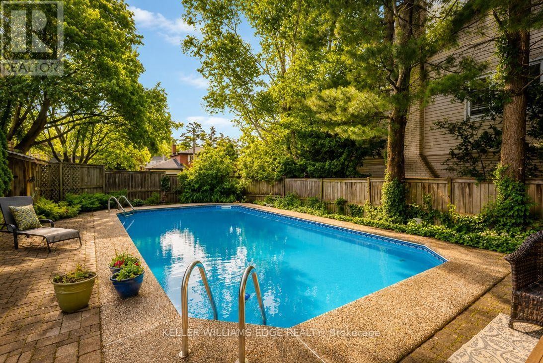 280 Penn Drive, Burlington, ON