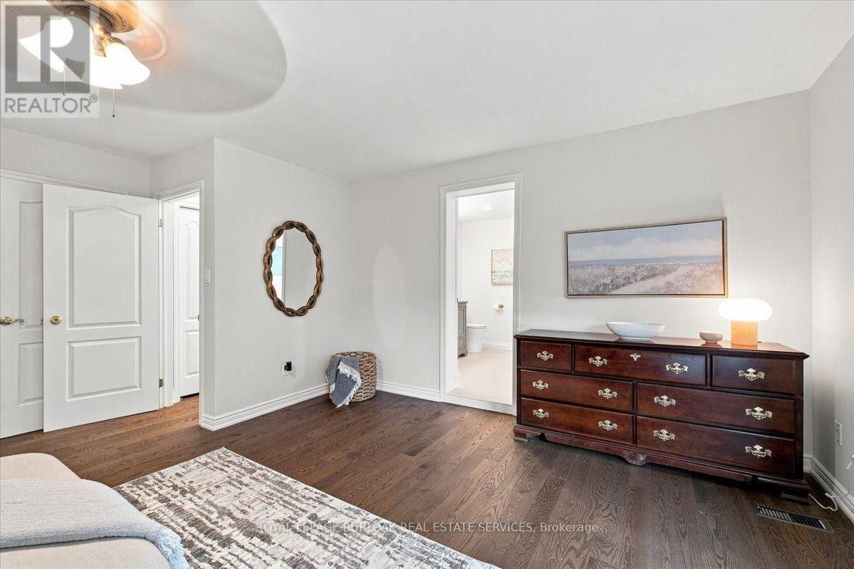 4430 Hawthorne Drive, Burlington, ON