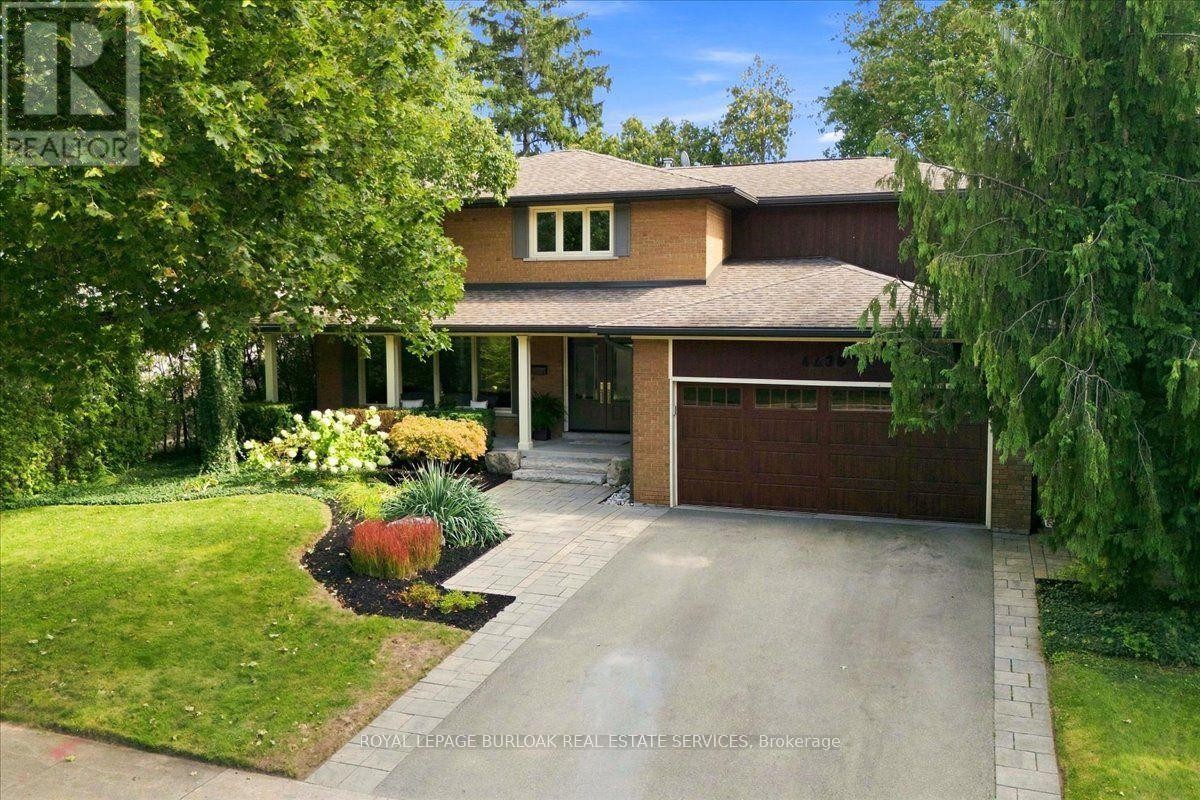 4430 Hawthorne Drive, Burlington, ON