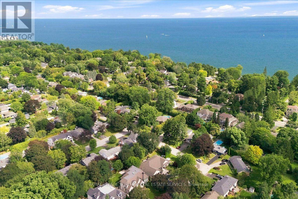 4430 Hawthorne Drive, Burlington, ON