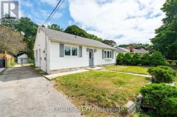 1079 DETA ROAD Mississauga, ON L5E 2R6