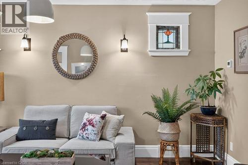 50 Wexford Avenue S, Hamilton, ON 