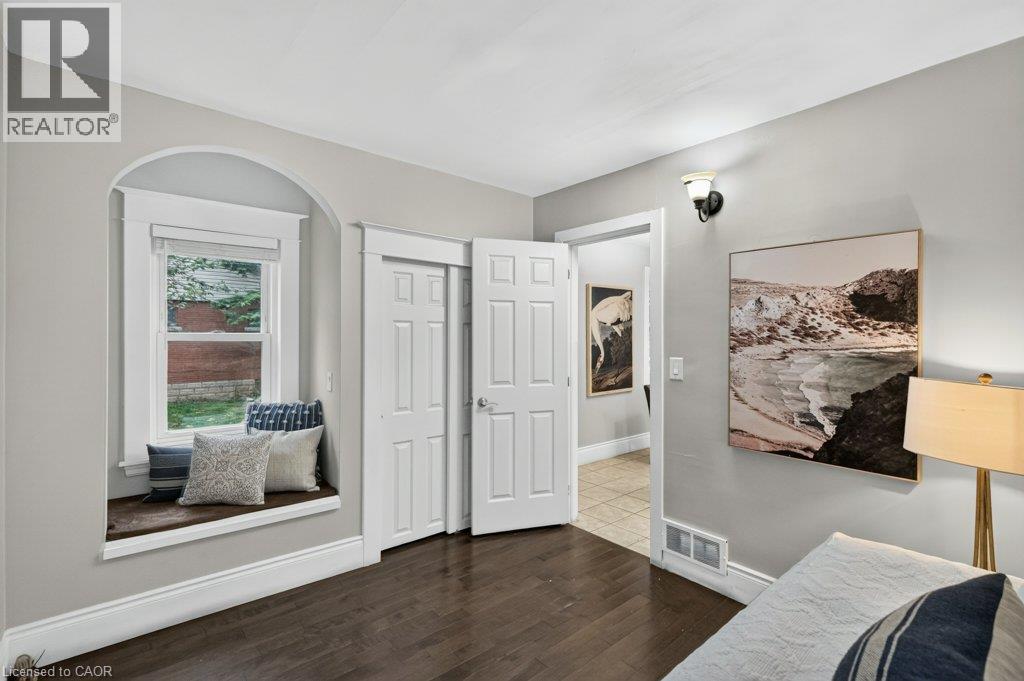 50 Wexford Avenue S, Hamilton, ON