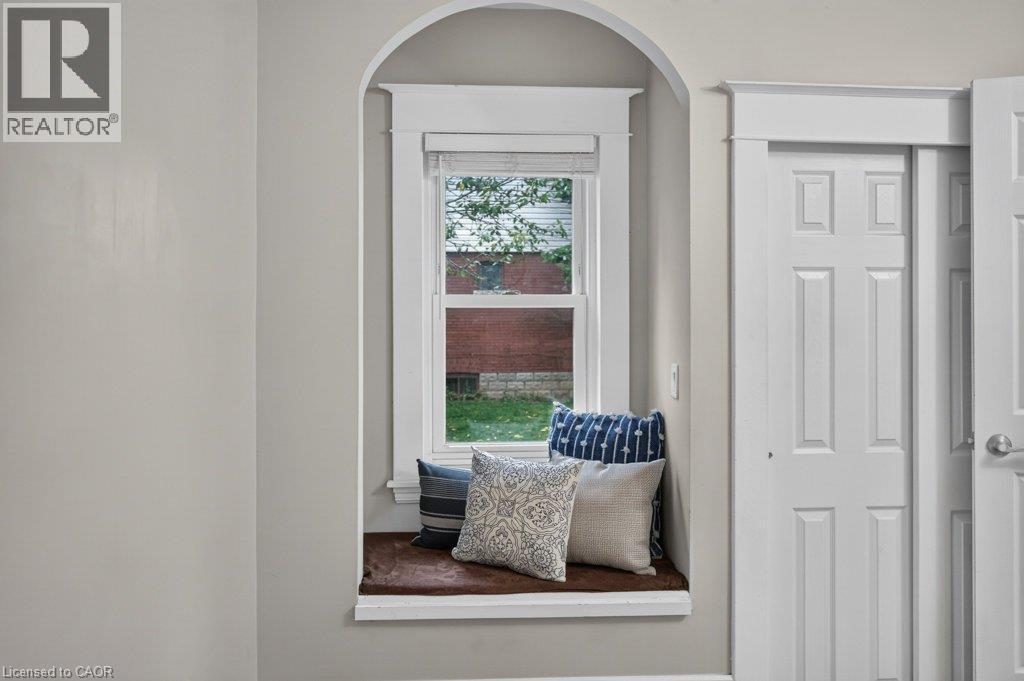 50 Wexford Avenue S, Hamilton, ON