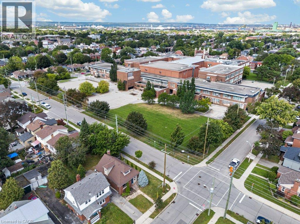 50 Wexford Avenue S, Hamilton, ON