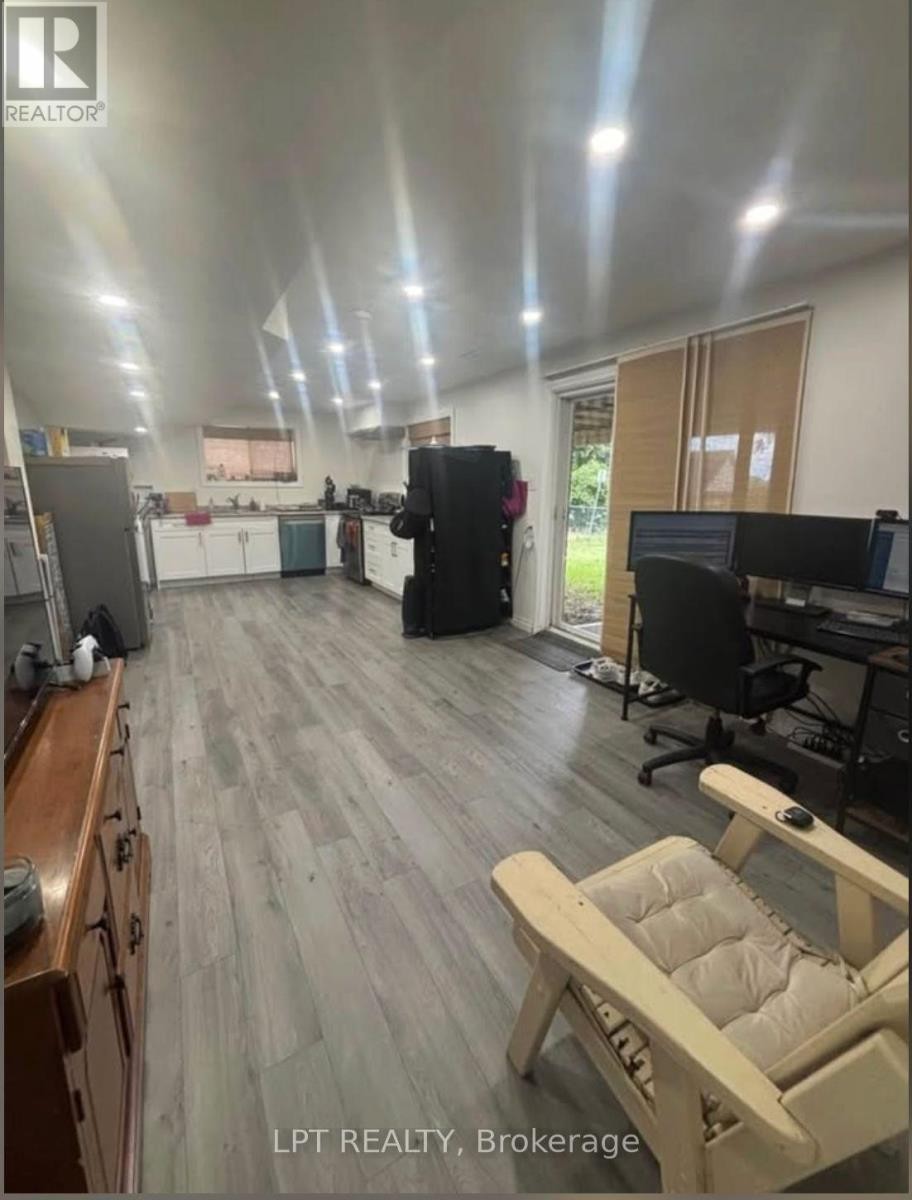 32 Apple Ridge Drive, Kitchener, ON