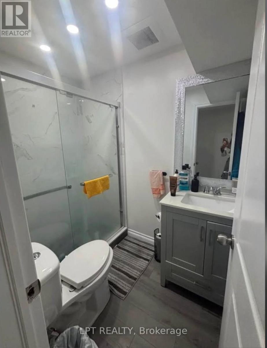 32 Apple Ridge Drive, Kitchener, ON