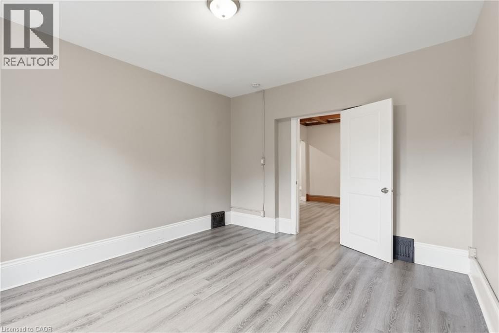63 Melrose Avenue S, Hamilton, ON