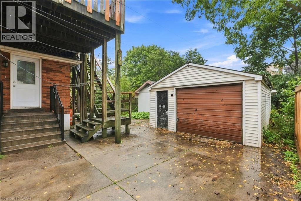63 Melrose Avenue S, Hamilton, ON