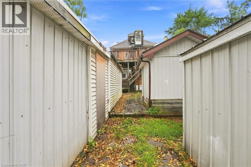 63 Melrose Avenue S, Hamilton, ON