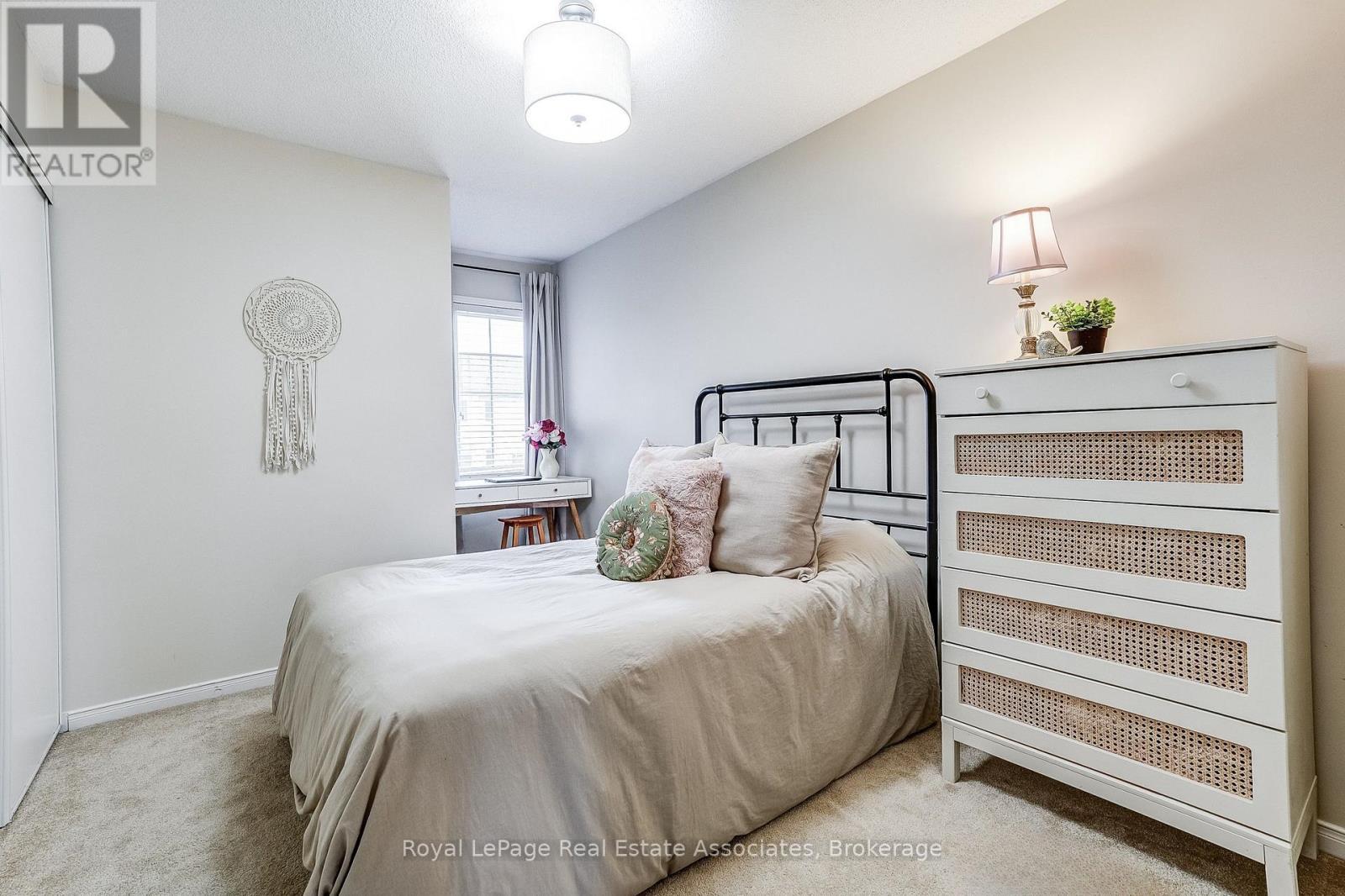 Bedroom 2 - 7222 Deanlee Court, Mississauga, ON