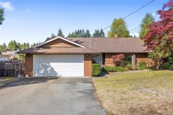 519 Chester Rd Qualicum Beach, BC V9K 1C1