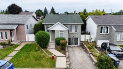 701 Rue de la Joie Laval (Saint-François), QC H7A 2L6