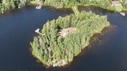 28 Ch. des Deux-Lacs Estérel, QC J0T 1A0