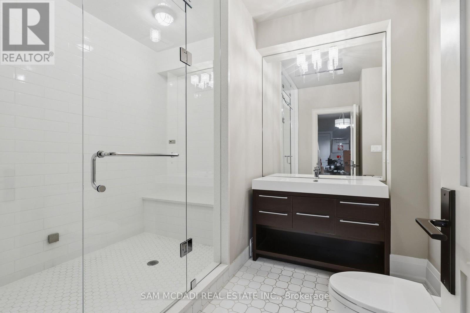 962 Fredonia Drive, Mississauga, ON