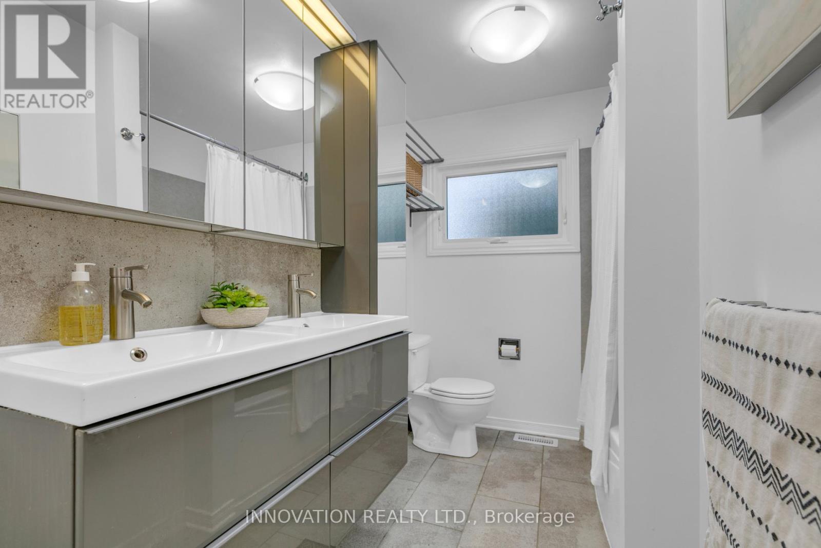 Bathroom - Main Level - 2364 Jefferson Street, Ottawa, ON