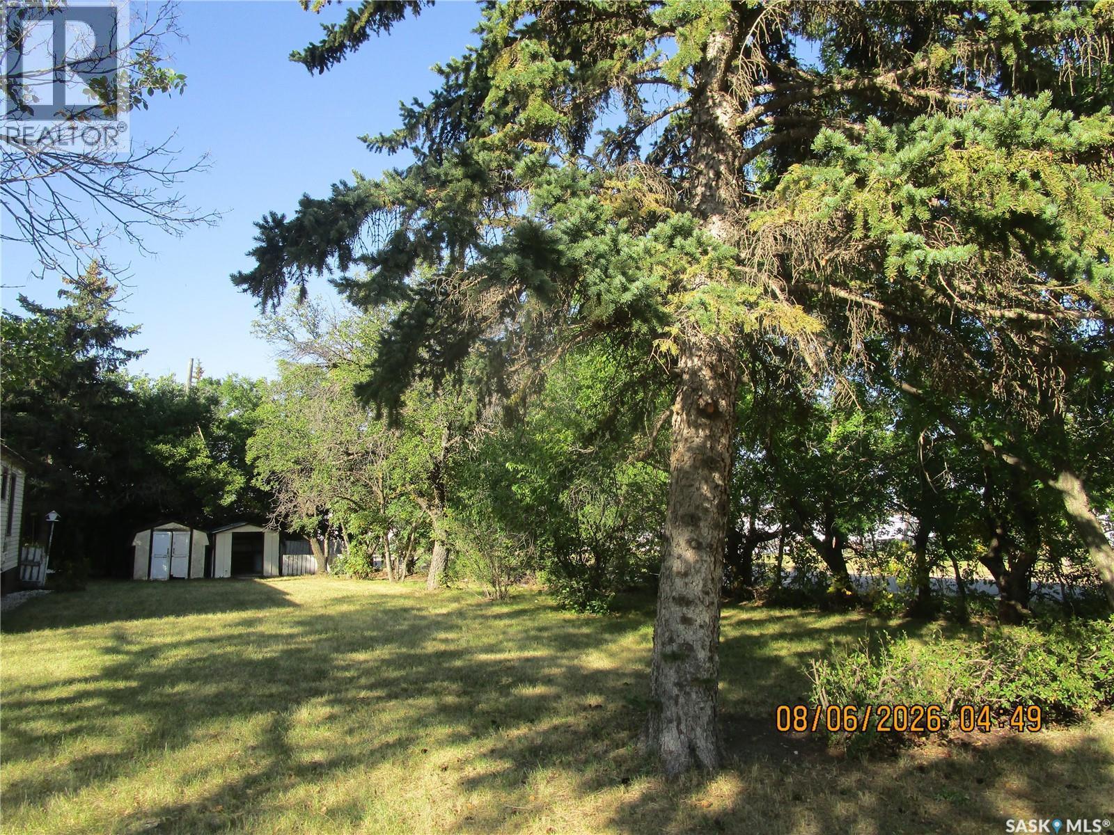 523 3Rd Avenue E, Assiniboia, SK