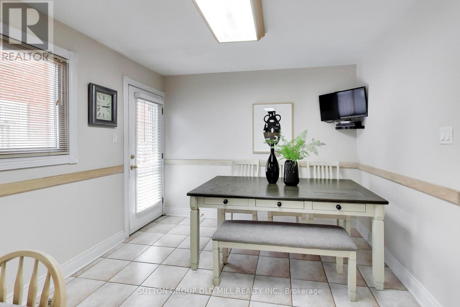 251 Chalfield Lane, Mississauga, ON
