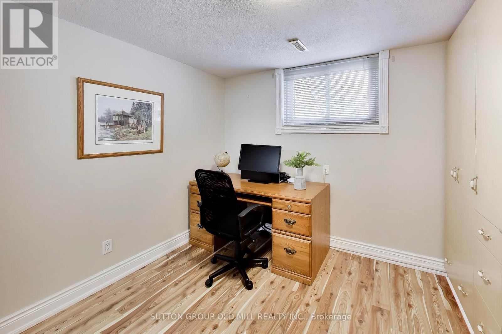 251 Chalfield Lane, Mississauga, ON