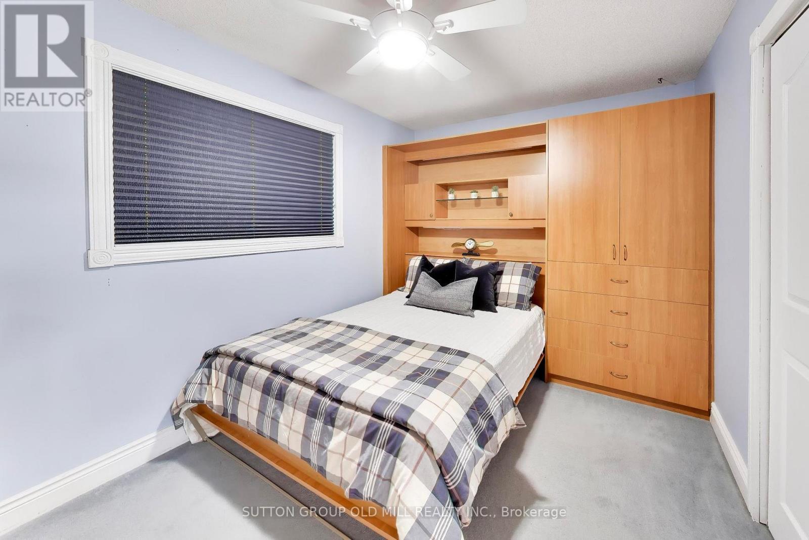 251 Chalfield Lane, Mississauga, ON