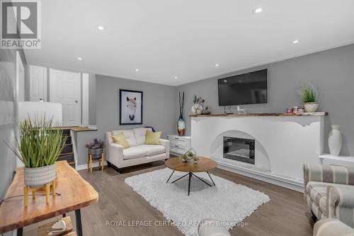 24 Northgate Drive, Hamilton, ON 