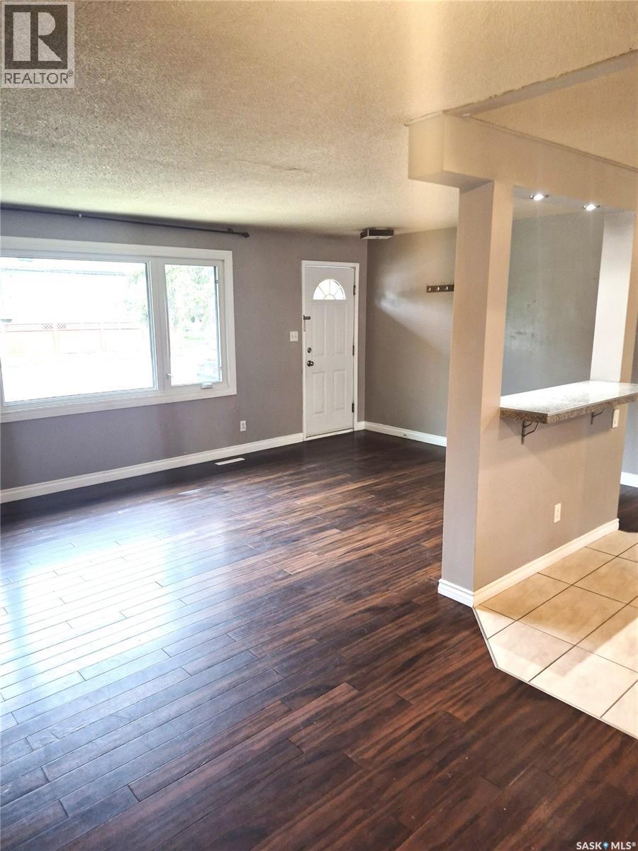 403 Ruth Street E, Saskatoon, SK
