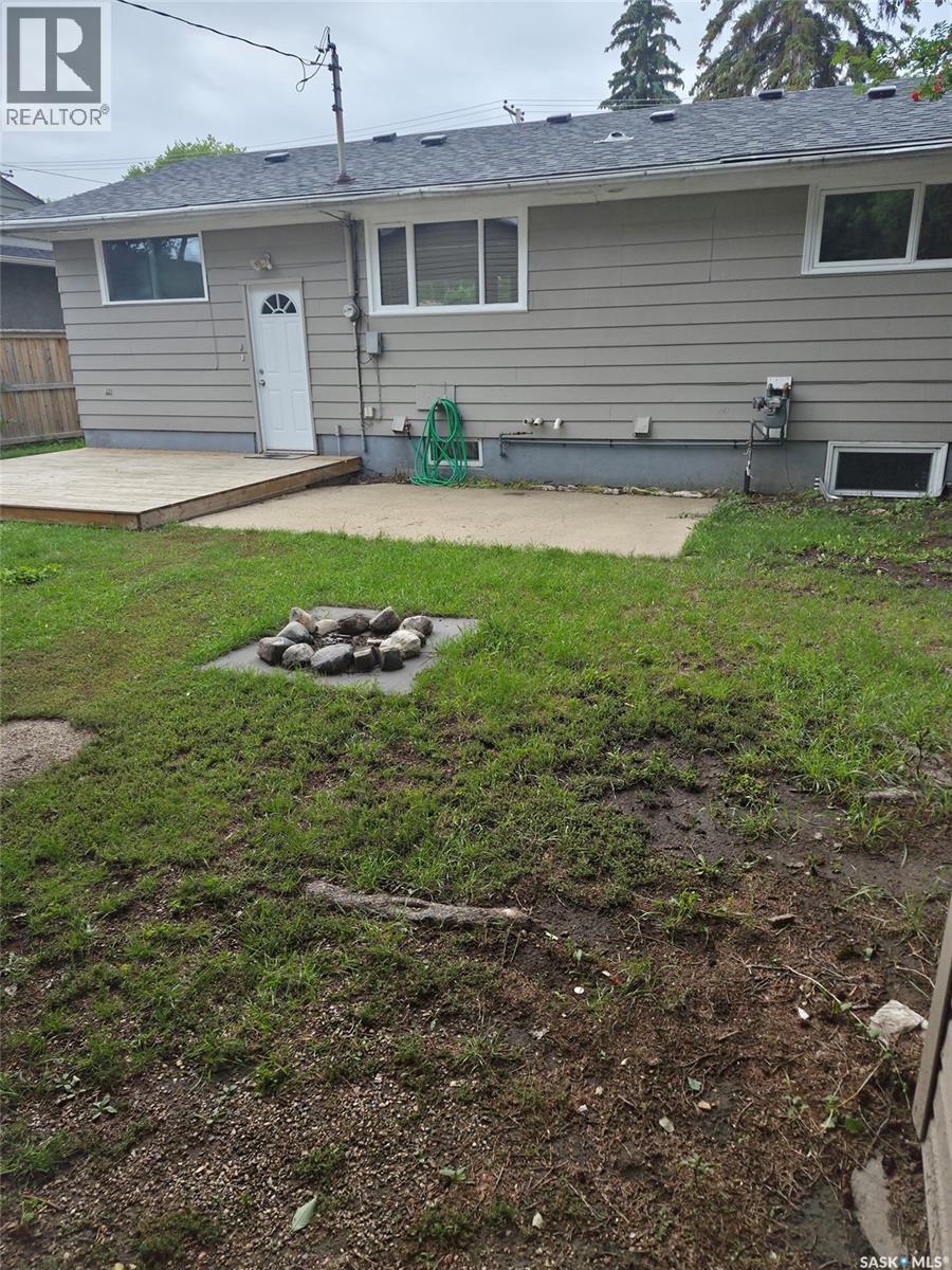 403 Ruth Street E, Saskatoon, SK