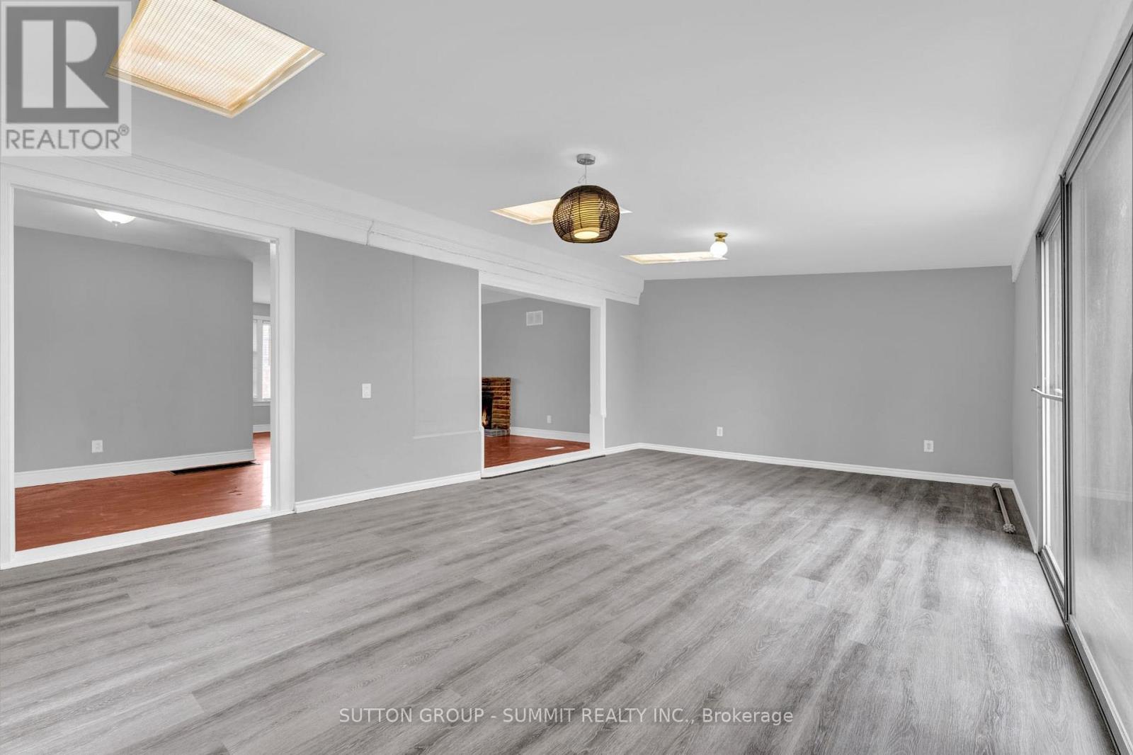 17 Ben Machree Drive, Mississauga, ON