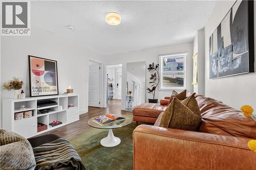 225 Charlton Avenue E, Hamilton, ON 