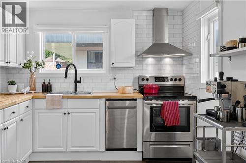 225 Charlton Avenue E, Hamilton, ON 
