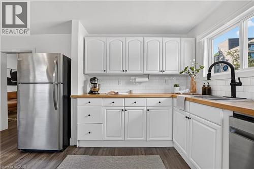 225 Charlton Avenue E, Hamilton, ON 