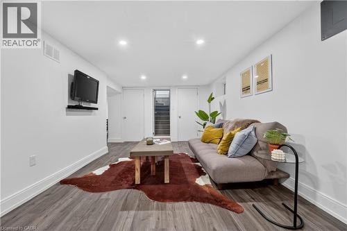 225 Charlton Avenue E, Hamilton, ON 