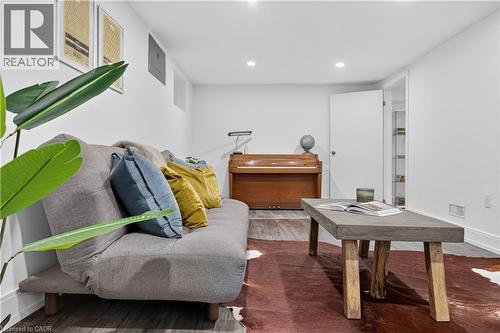 225 Charlton Avenue E, Hamilton, ON 