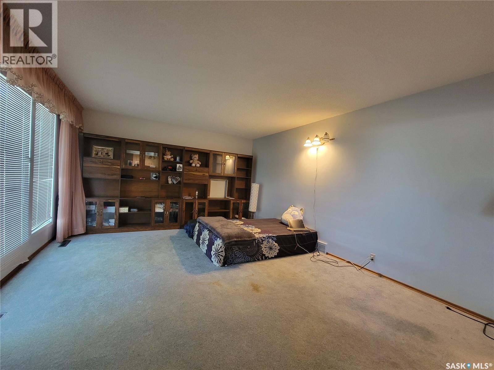 440 4Th Avenue W, Unity, SK