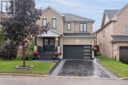 87 BECKETT CRESCENT Clarington, ON L1E 3J4