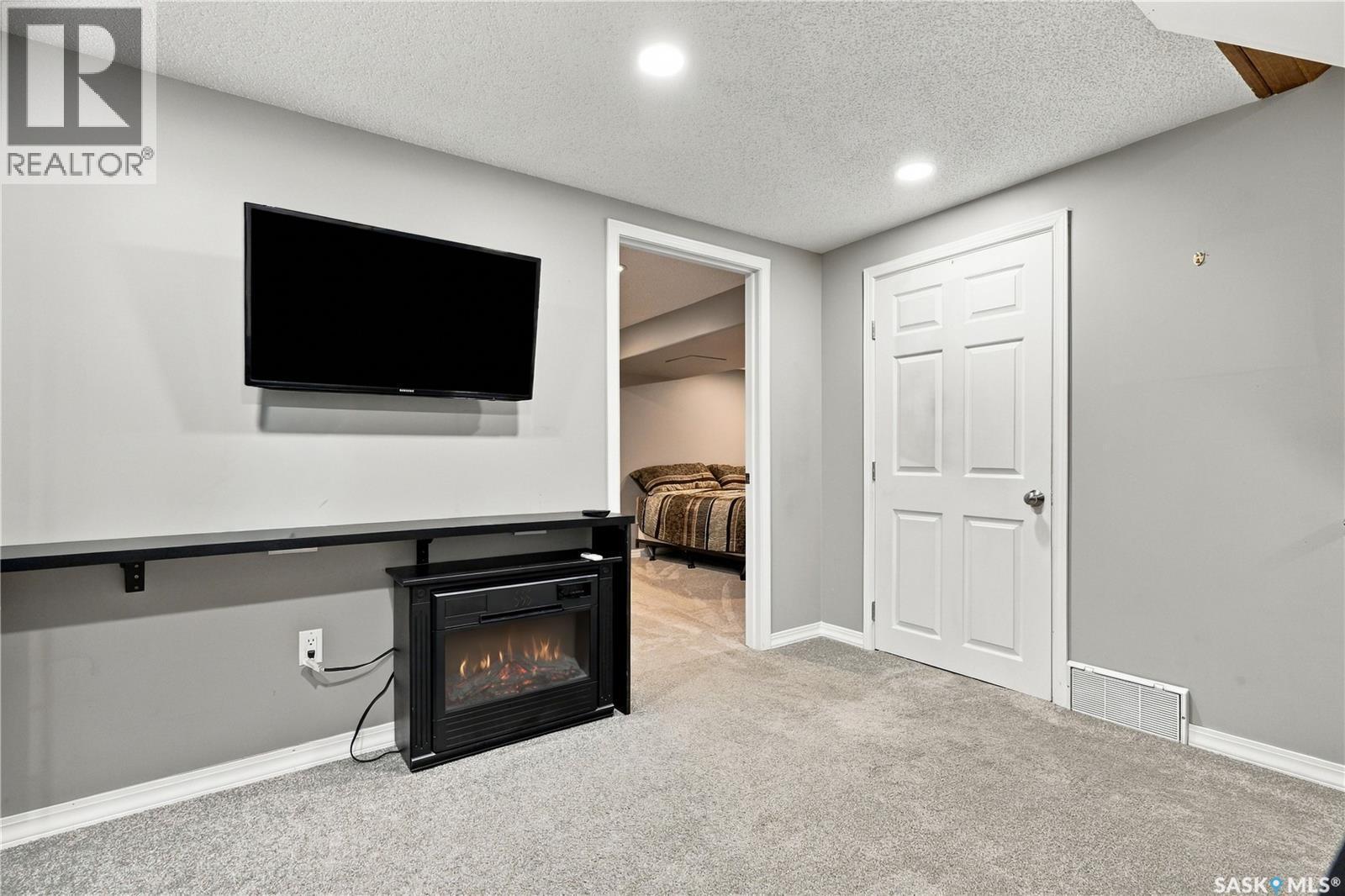 421 Birch Crescent, Saskatoon, SK