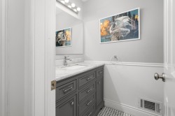 Powder room -